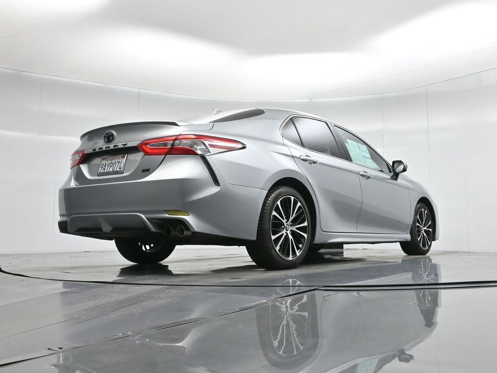 Used 2020 Toyota Camry SE image 46