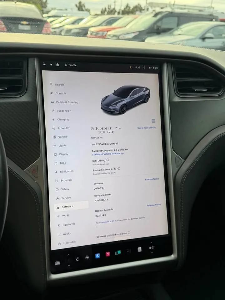 Used 2018 Tesla Model S 100D AWD/4WD image 2