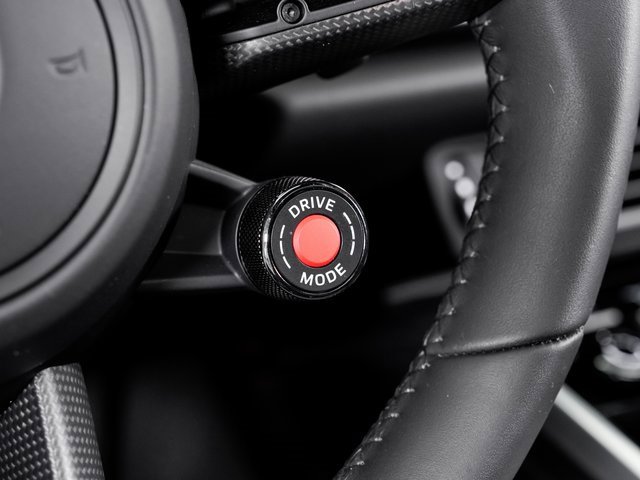 Used 2025 Porsche 911 Carrera 4 GTS image 16