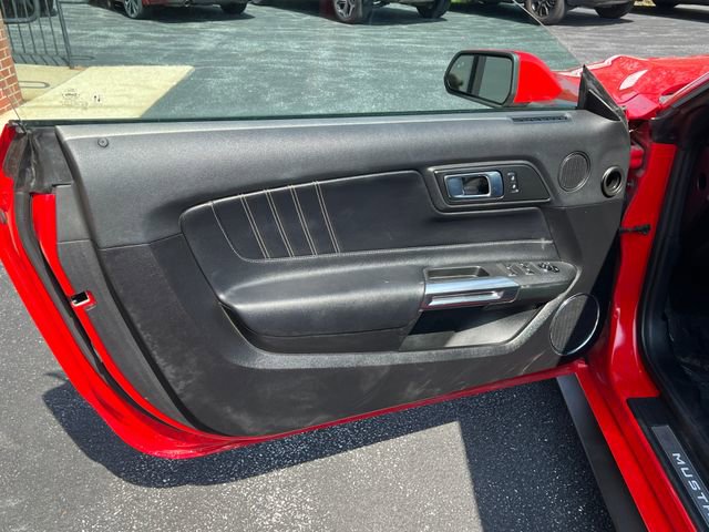 Used 2023 Ford Mustang Premium image 16