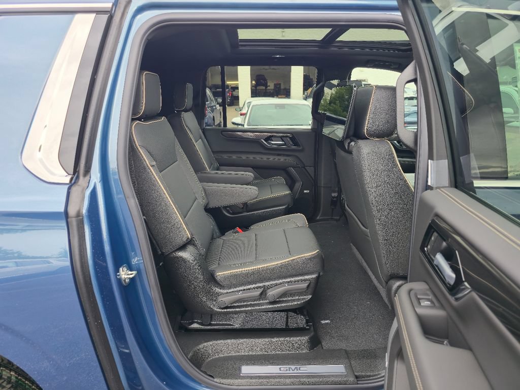 New 2026 GMC Yukon XL Elevation w/ Elevation Premium Package AWD/4WD image 28