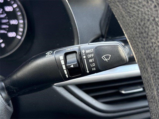 Used 2023 Kia Forte LXS w/ LXS Technology Package image 25