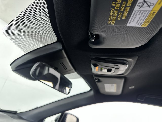 Used 2024 Toyota Corolla Cross AWD Hybrid image 19