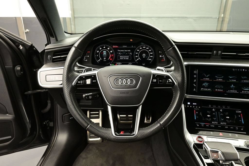 Used 2021 Audi RS 6 w/ Carbon Optic Package AWD/4WD image 8