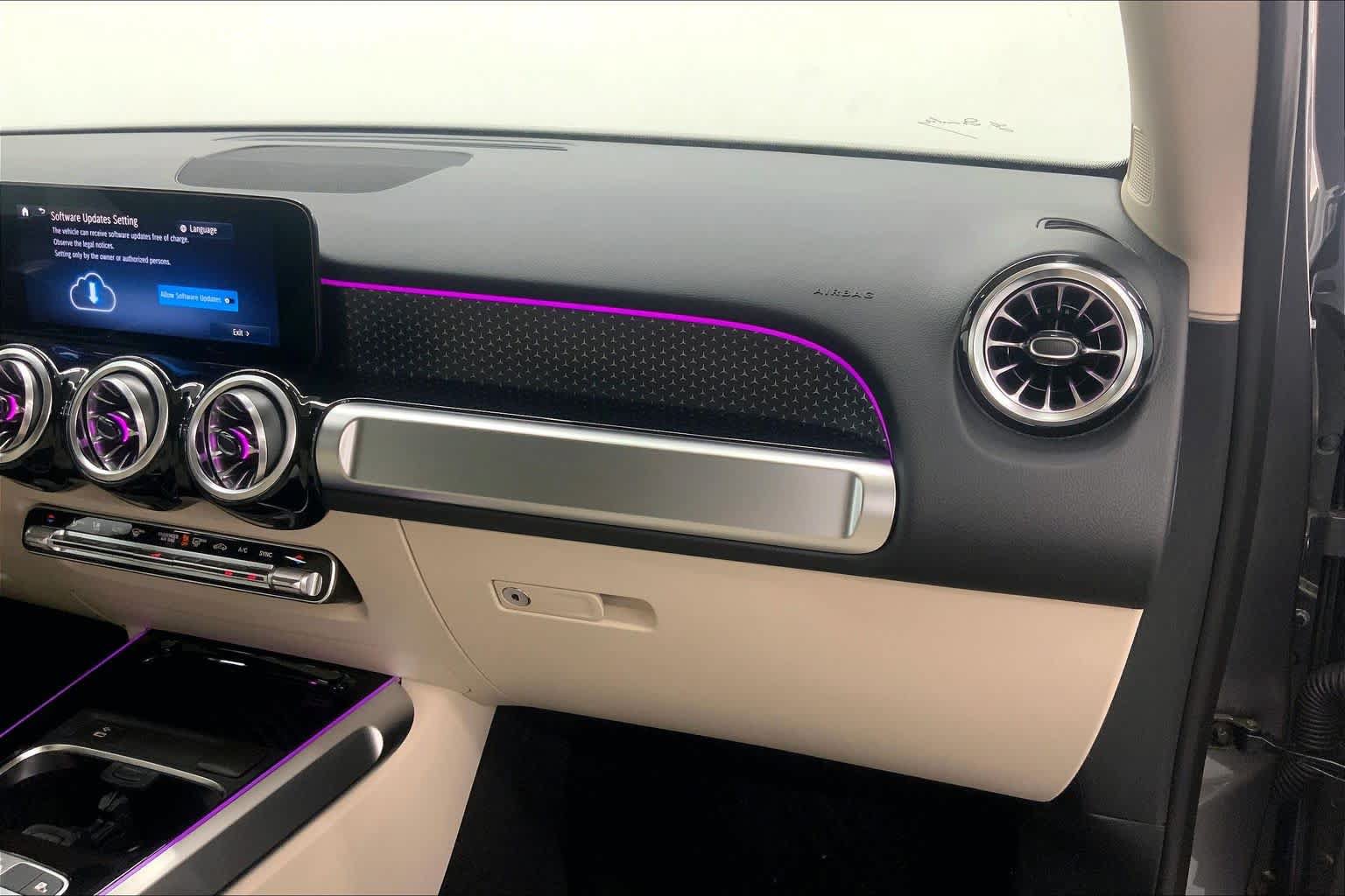 New 2026 Mercedes-Benz GLB 250 image 28