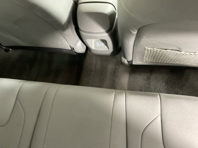 Used 2025 Hyundai Elantra SEL image 20