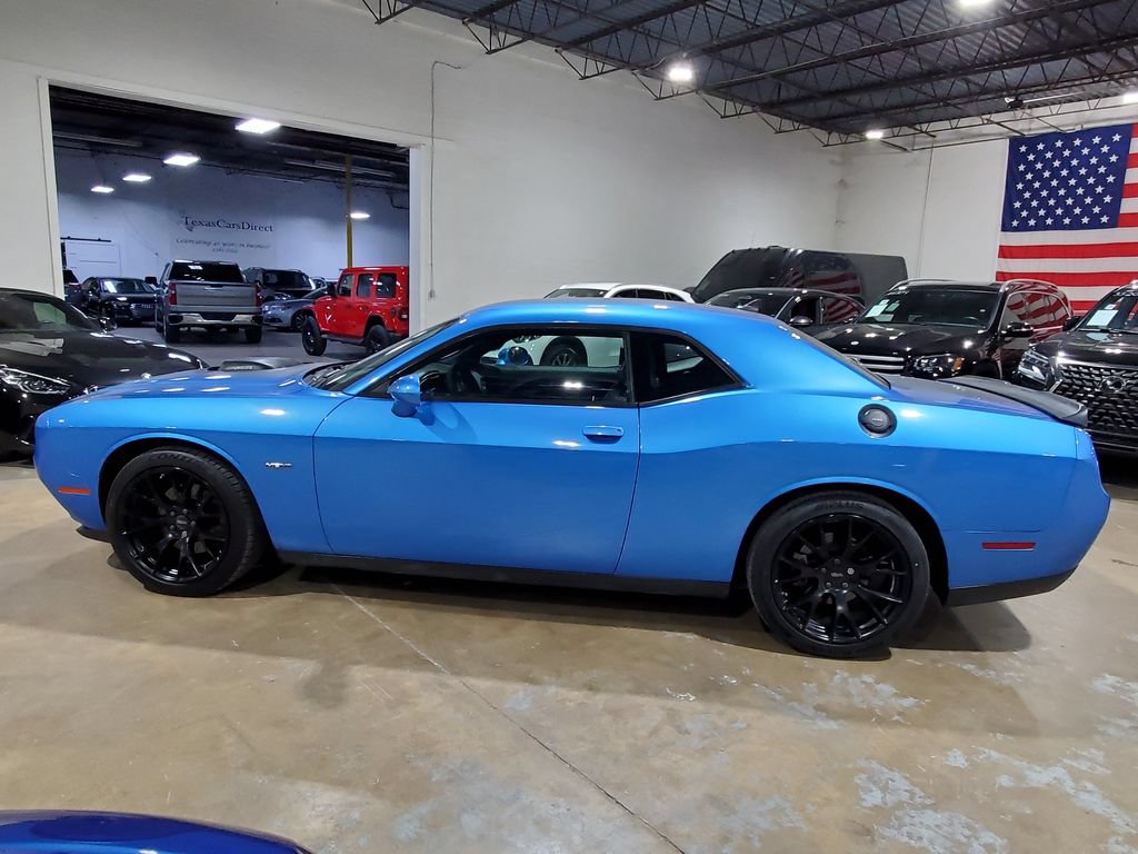 Used 2015 Dodge Challenger R/T Plus RWD image 13