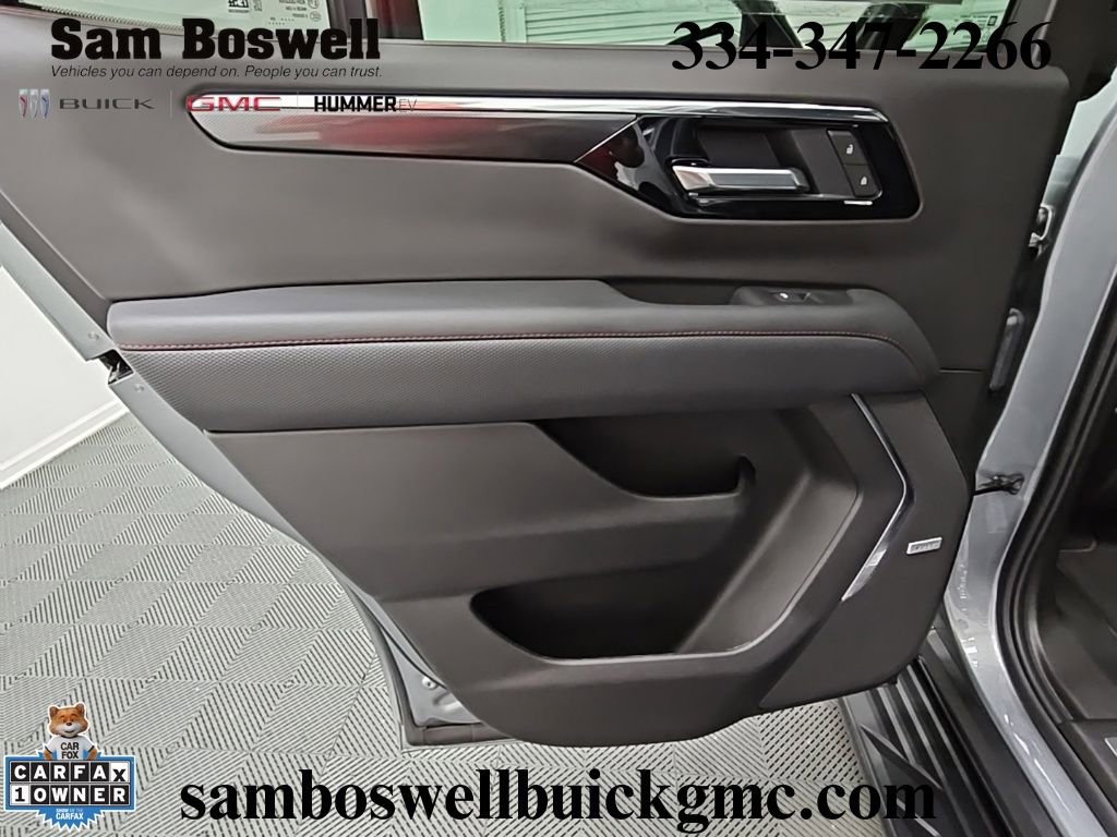 Used 2025 Chevrolet Tahoe RST w/ RST Capability Package AWD/4WD image 35