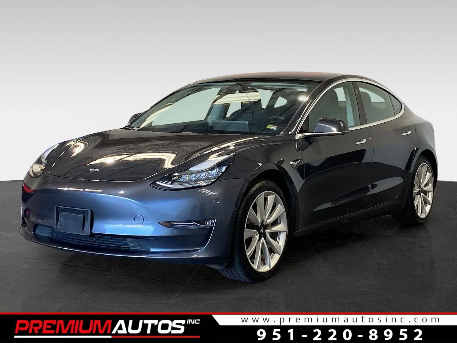 Used 2017 Tesla Model 3 Long Range RWD image 1
