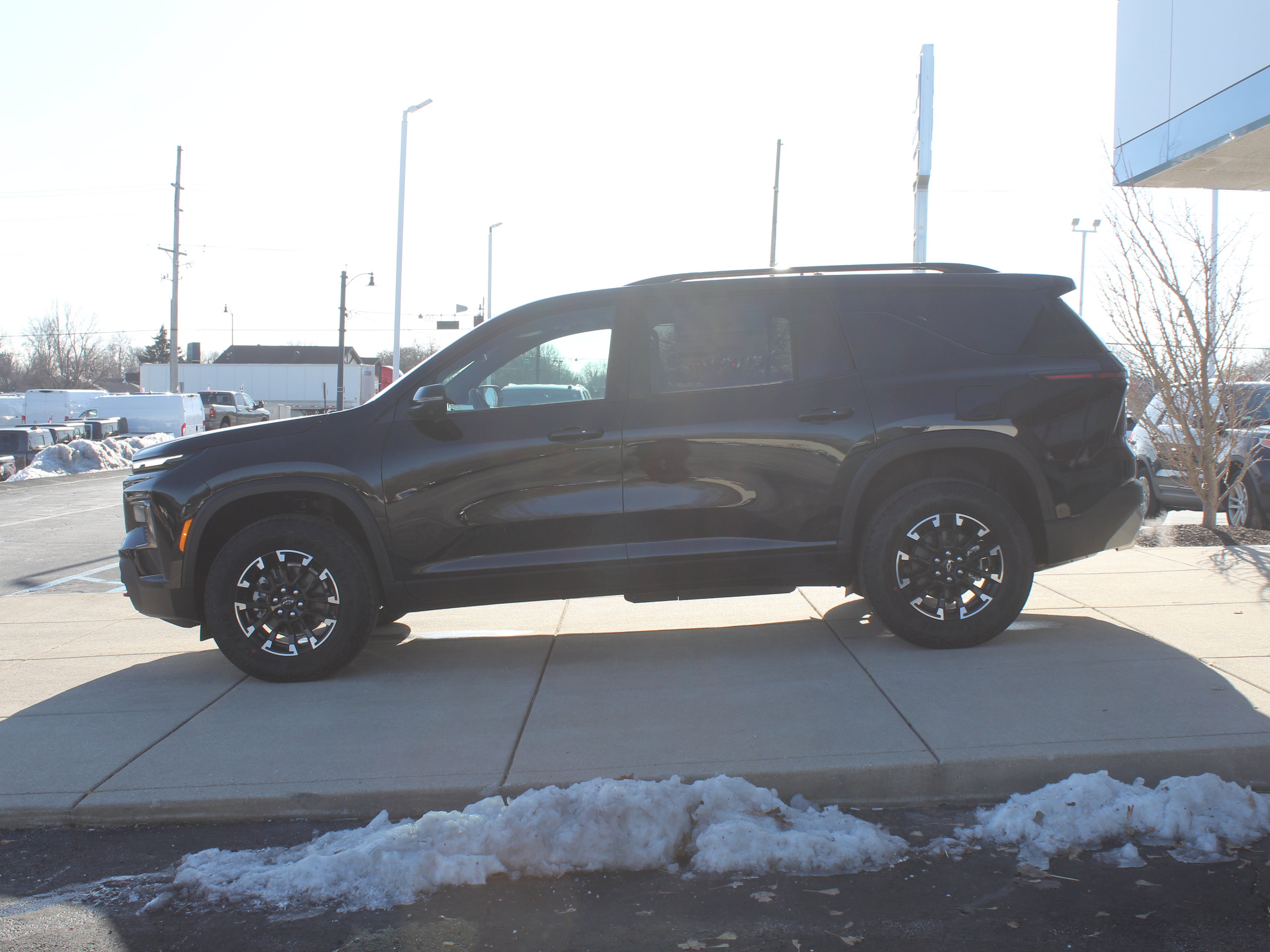 New 2026 Chevrolet Traverse Z71 w/ Driver Confidence Package image 6