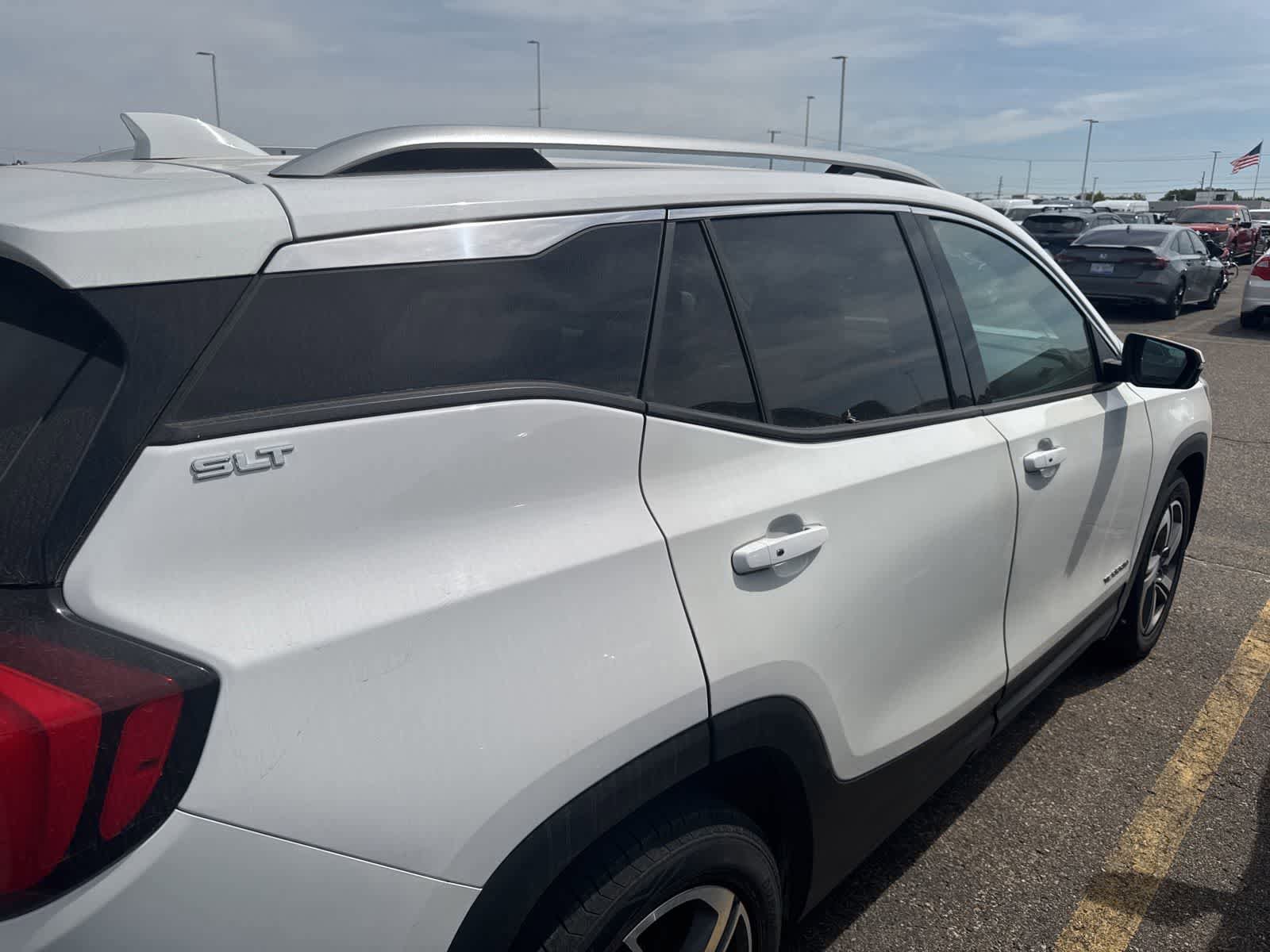 Used 2021 GMC Terrain SLT FWD image 26