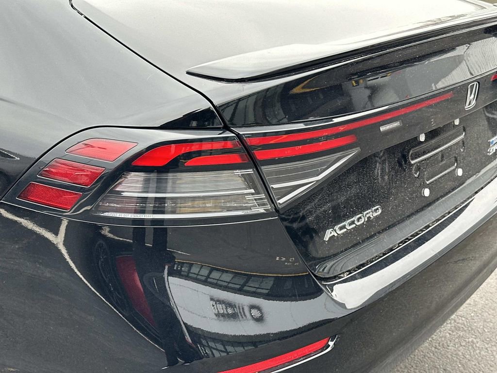 Used 2024 Honda Accord Sport image 9