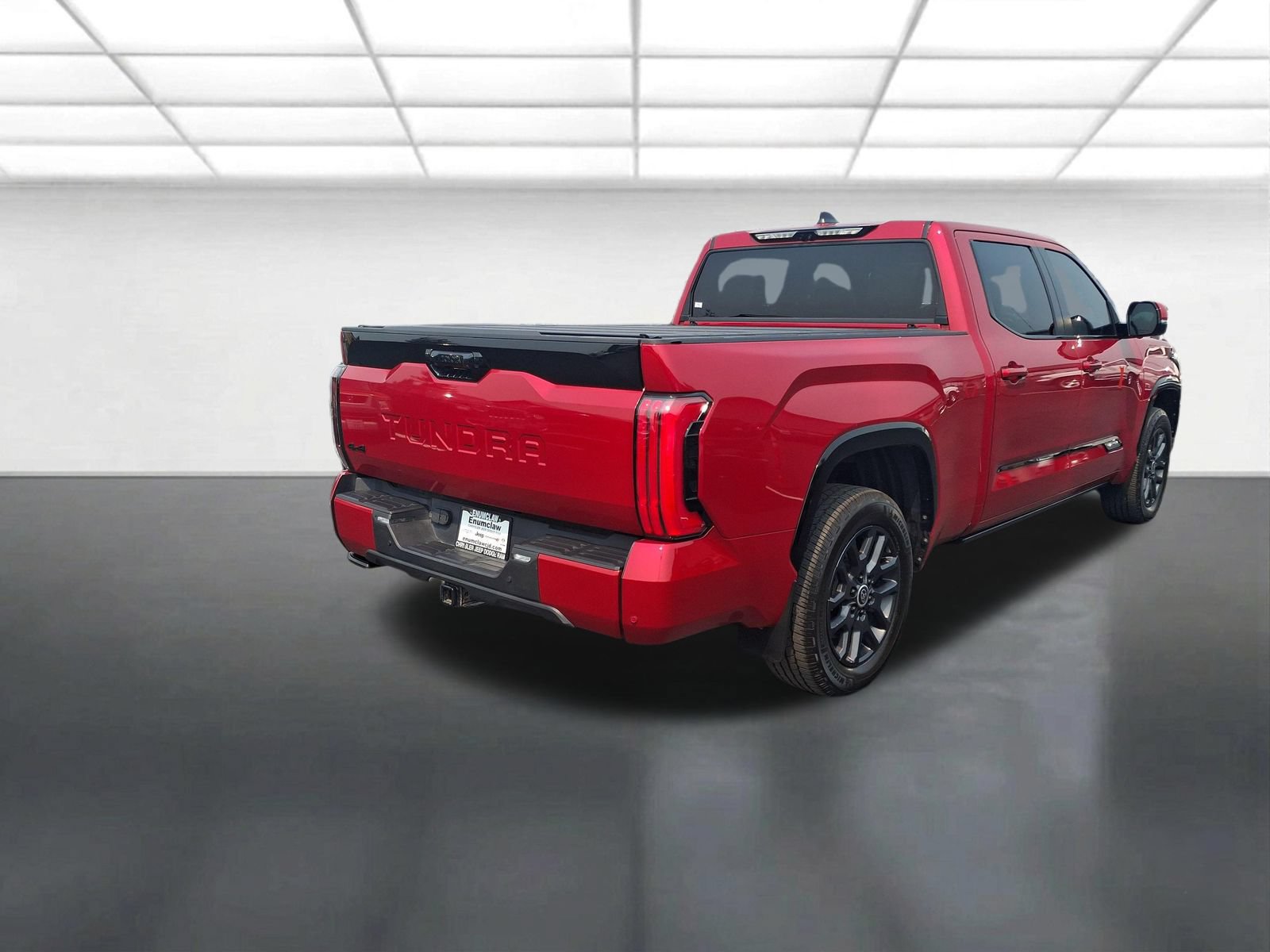 Used 2024 Toyota Tundra Platinum AWD/4WD image 4