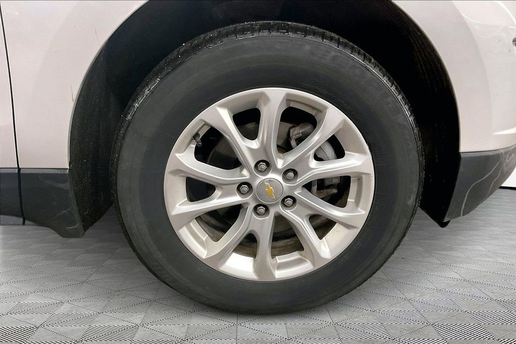 Used 2020 Chevrolet Equinox LS w/ LS Convenience Package image 33
