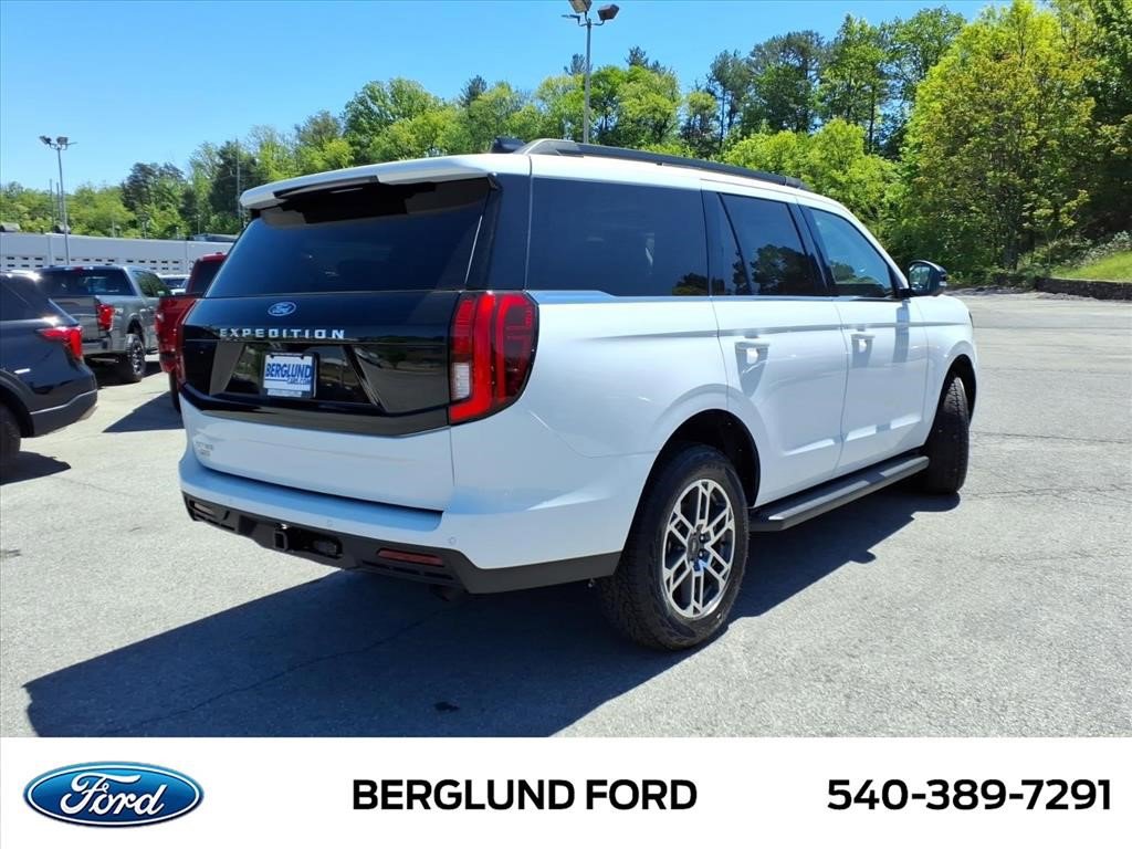 New 2026 Ford Expedition Active AWD/4WD image 5