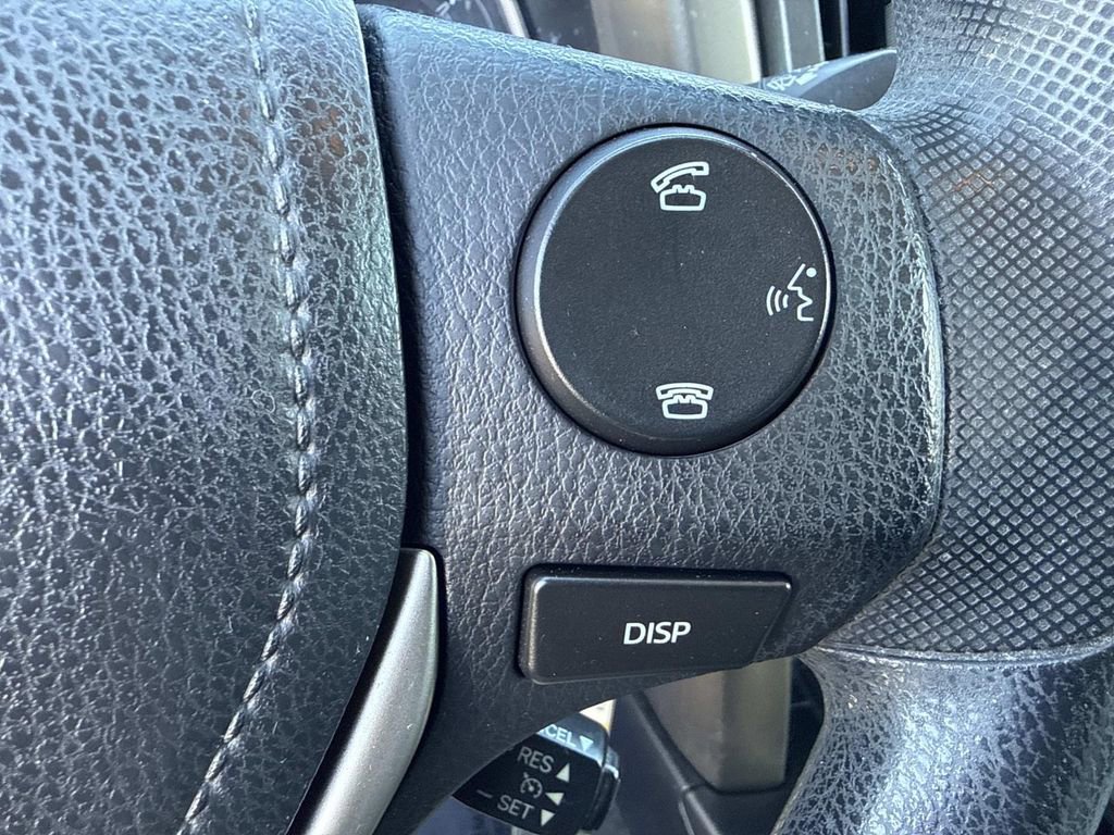 Used 2015 Toyota RAV4 LE image 33