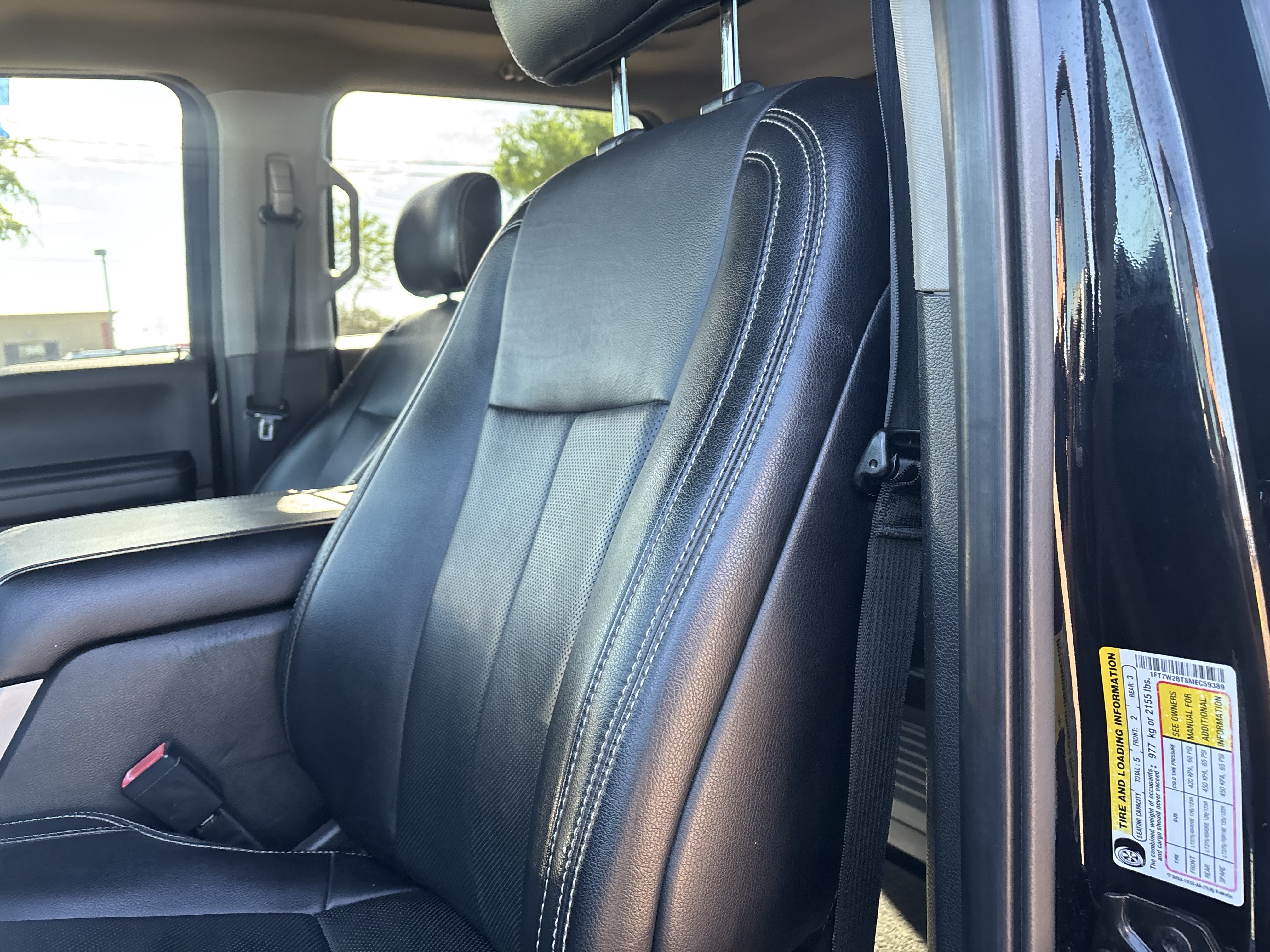 Certified 2021 Ford F250 Lariat w/ Lariat Ultimate Package AWD/4WD image 11