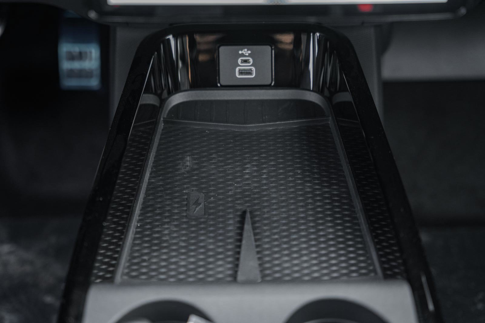 New 2025 Ford Mustang Mach-E Premium w/ Sport Appearance Package image 24