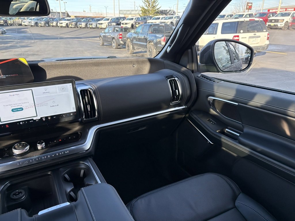 New 2026 Ford Expedition Platinum w/ Stealth Performance Package image 17