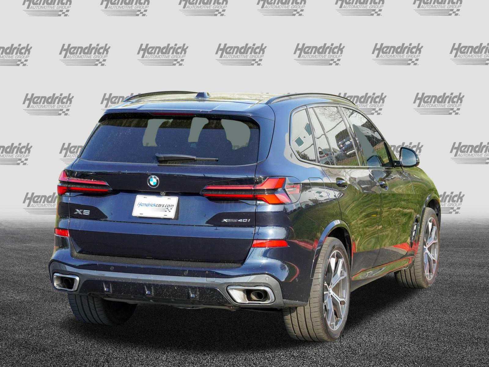 Certified 2025 BMW X5 xDrive40i w/ M Sport Package AWD/4WD image 8