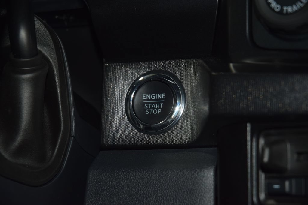 Used 2026 Ford F250 Platinum w/ Tremor Off-Road Package AWD/4WD image 35