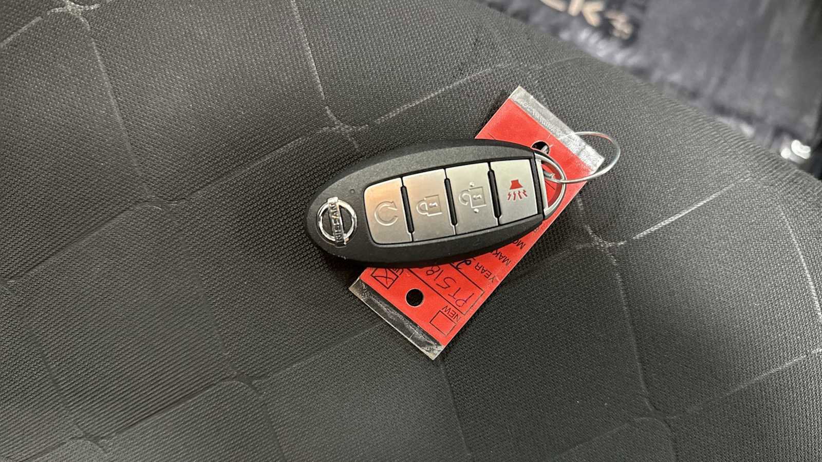 Used 2019 Nissan Kicks SR image 30