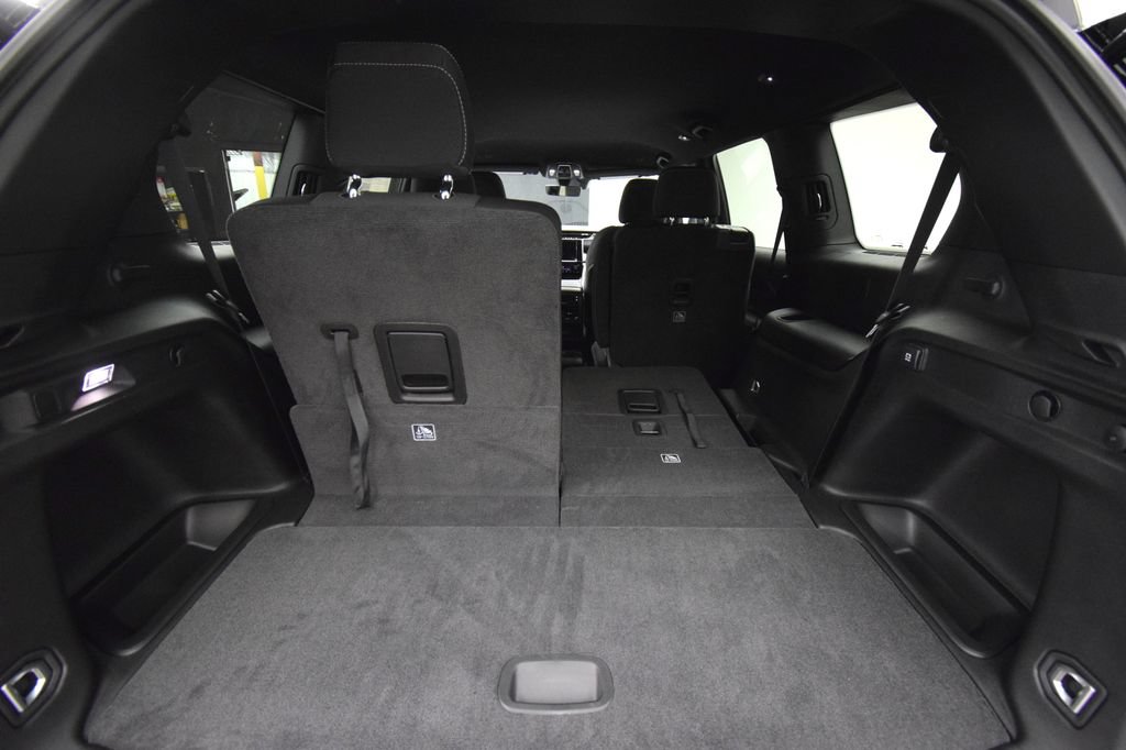 New 2026 Jeep Grand Cherokee L Laredo AWD/4WD image 38