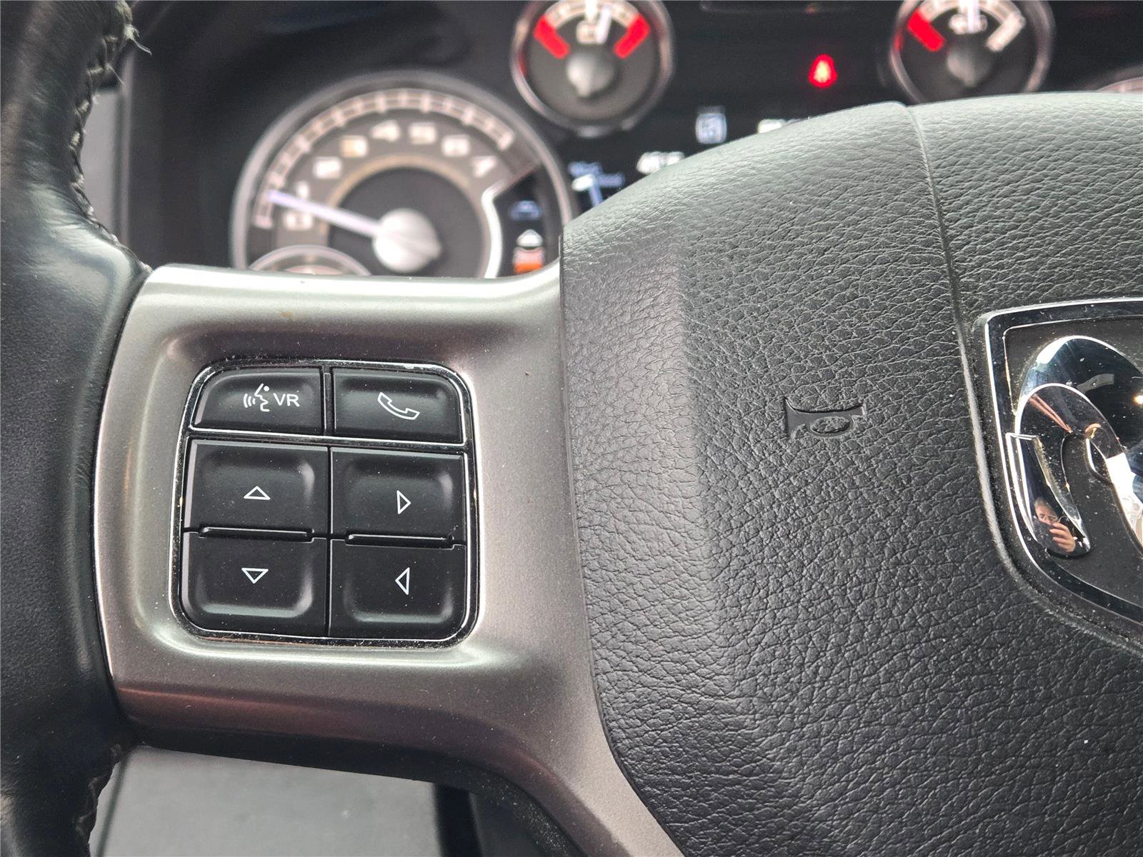 Used 2018 RAM 1500 Limited AWD/4WD image 31