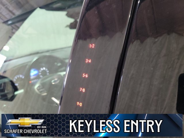 Used 2021 Ford Explorer XLT image 31