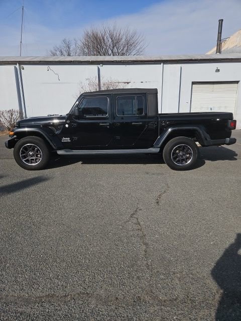 Used 2021 Jeep Gladiator Overland w/ Cold Weather Group image 6