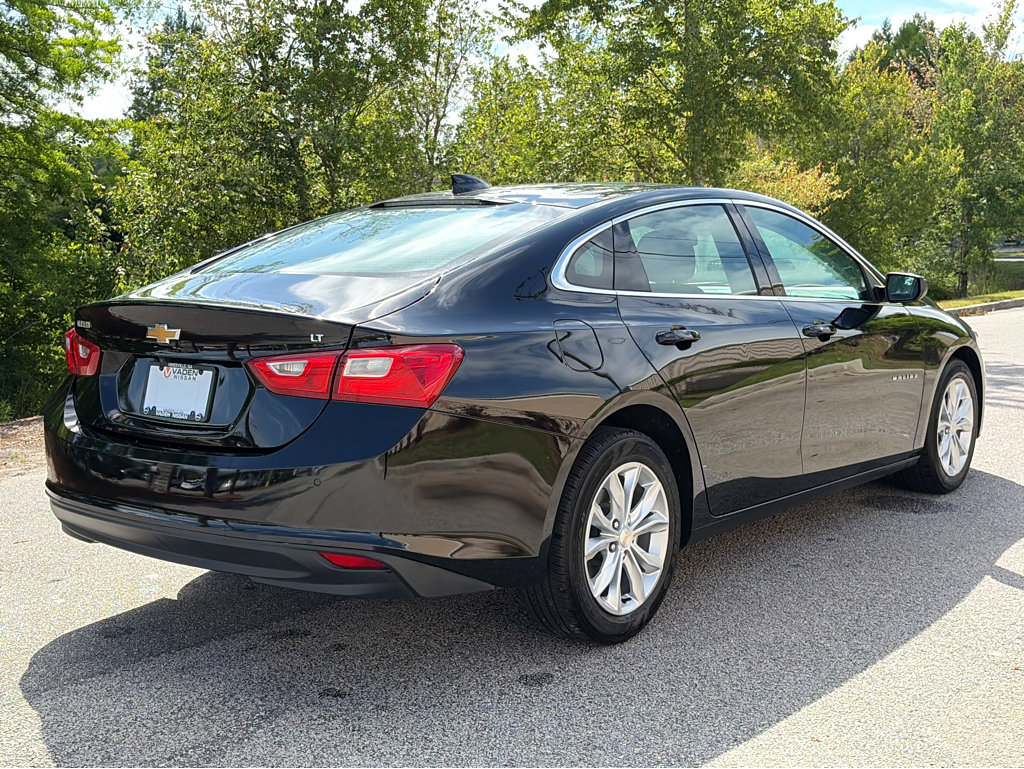 Used 2025 Chevrolet Malibu LT FWD image 23