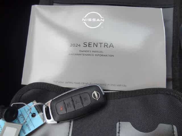 Used 2024 Nissan Sentra SV FWD image 28