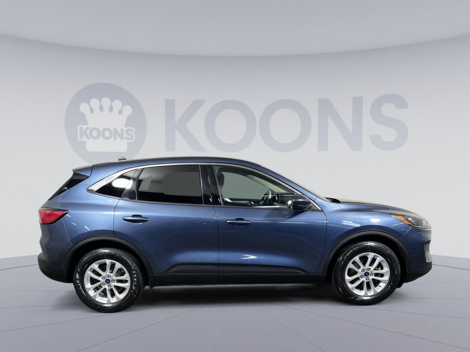 Used 2020 Ford Escape SE FWD image 12