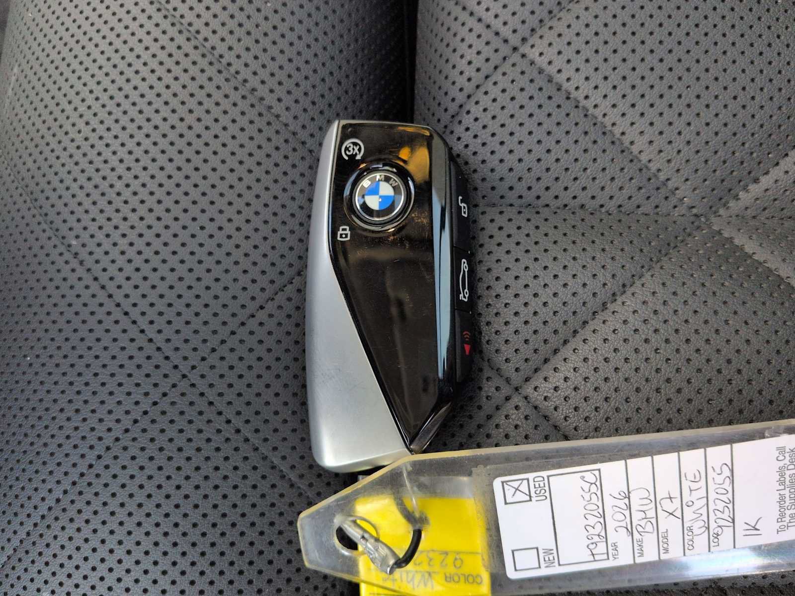 Used 2026 BMW X7 xDrive40i w/ Premium Package AWD/4WD image 38
