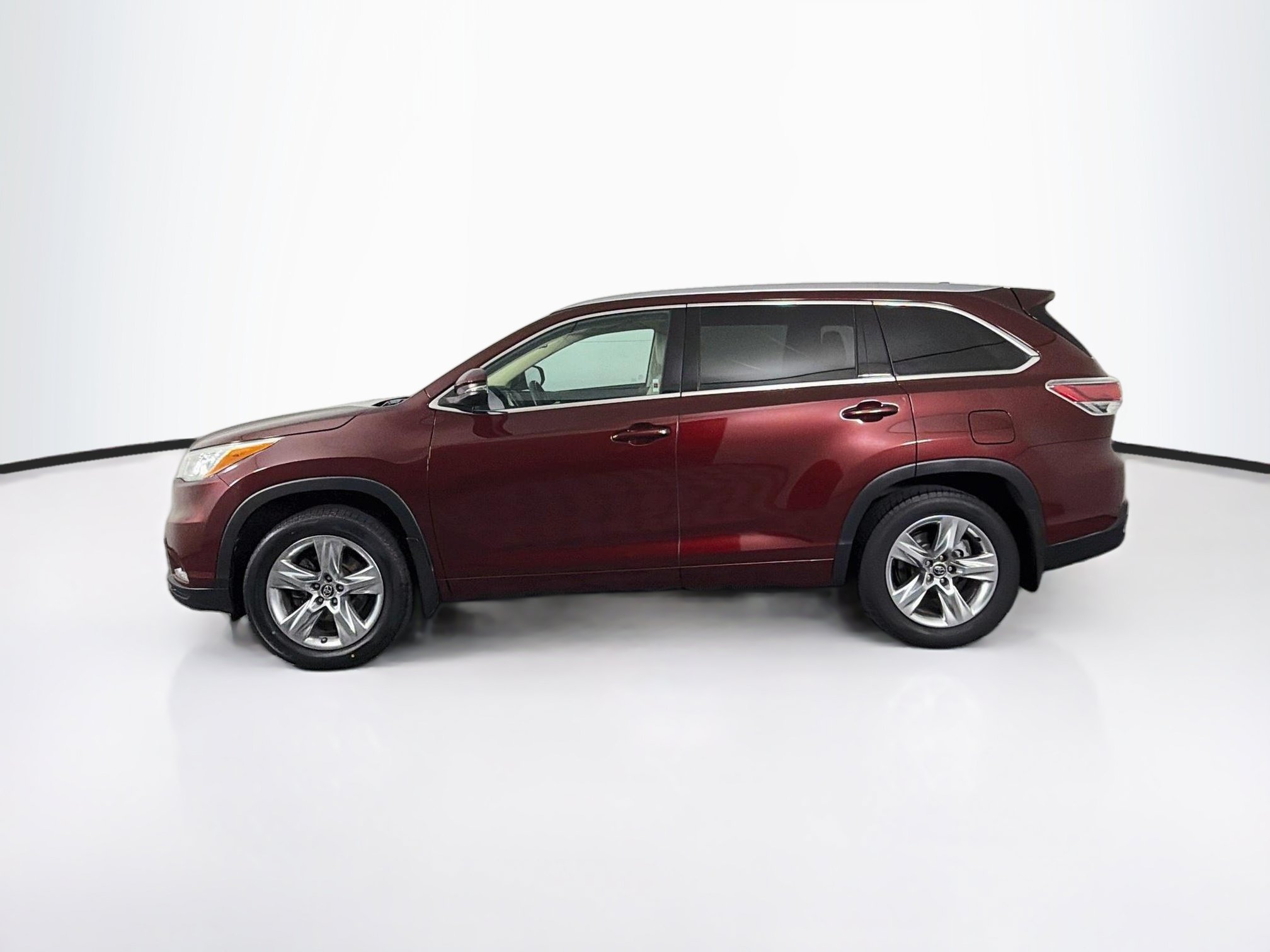 Used 2016 Toyota Highlander Limited Platinum AWD/4WD image 4