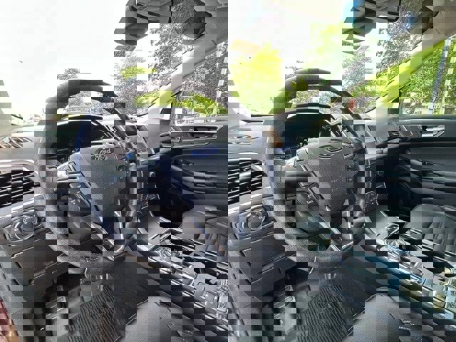 Certified 2019 Ford Edge SEL w/ Equipment Group 201A image 10