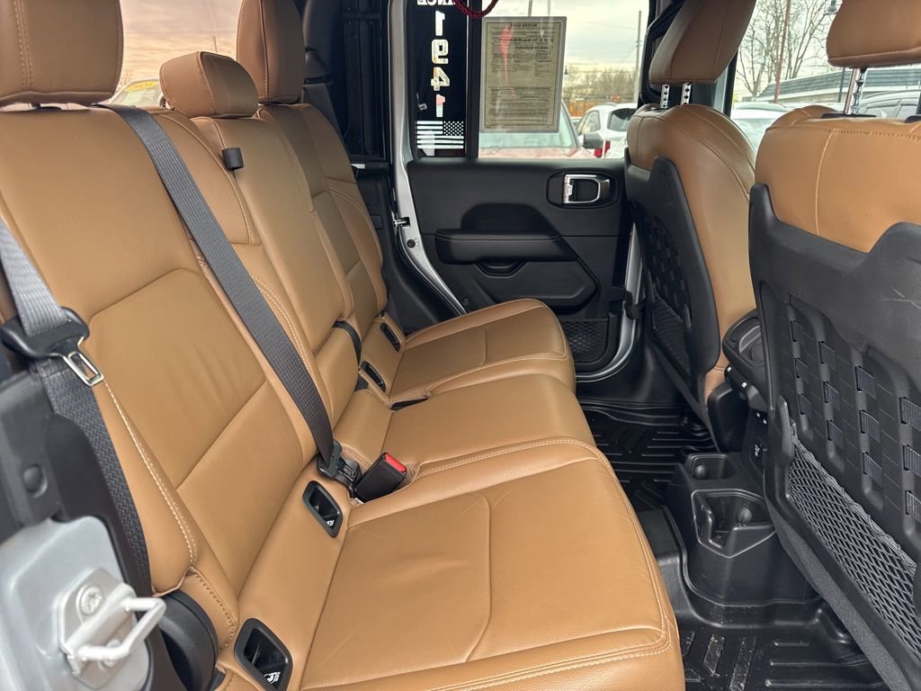 Used 2023 Jeep Gladiator Rubicon w/ Cold Weather Group image 46
