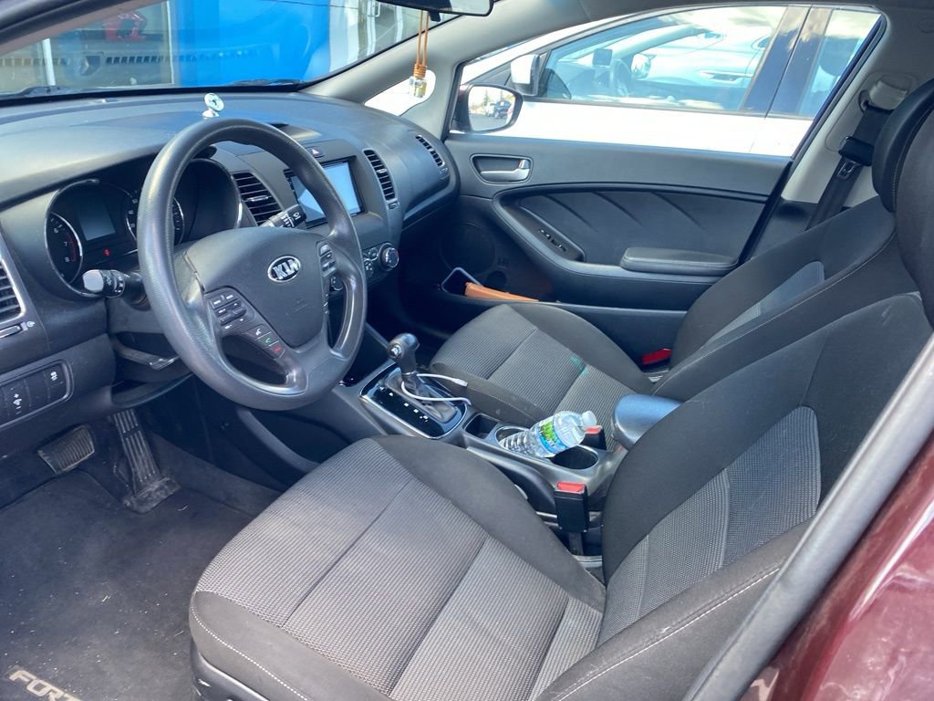 Used 2018 Kia Forte LX image 6