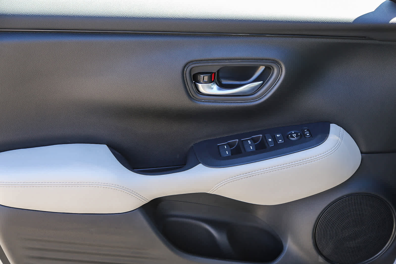 New 2026 Honda HR-V LX image 22