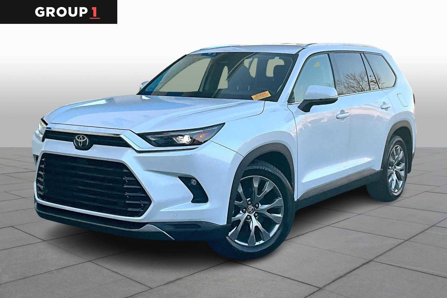 Used 2024 Toyota Grand Highlander Limited image 1