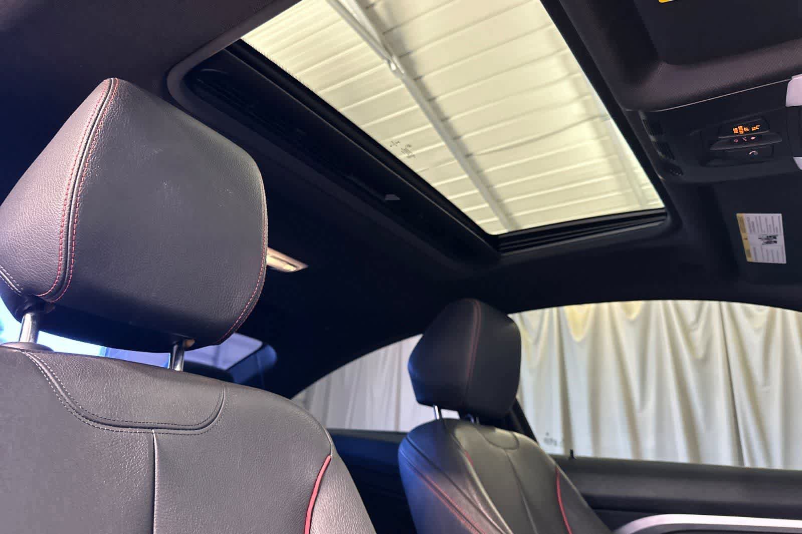 Used 2016 BMW 428i Coupe w/ Technology Package RWD image 18