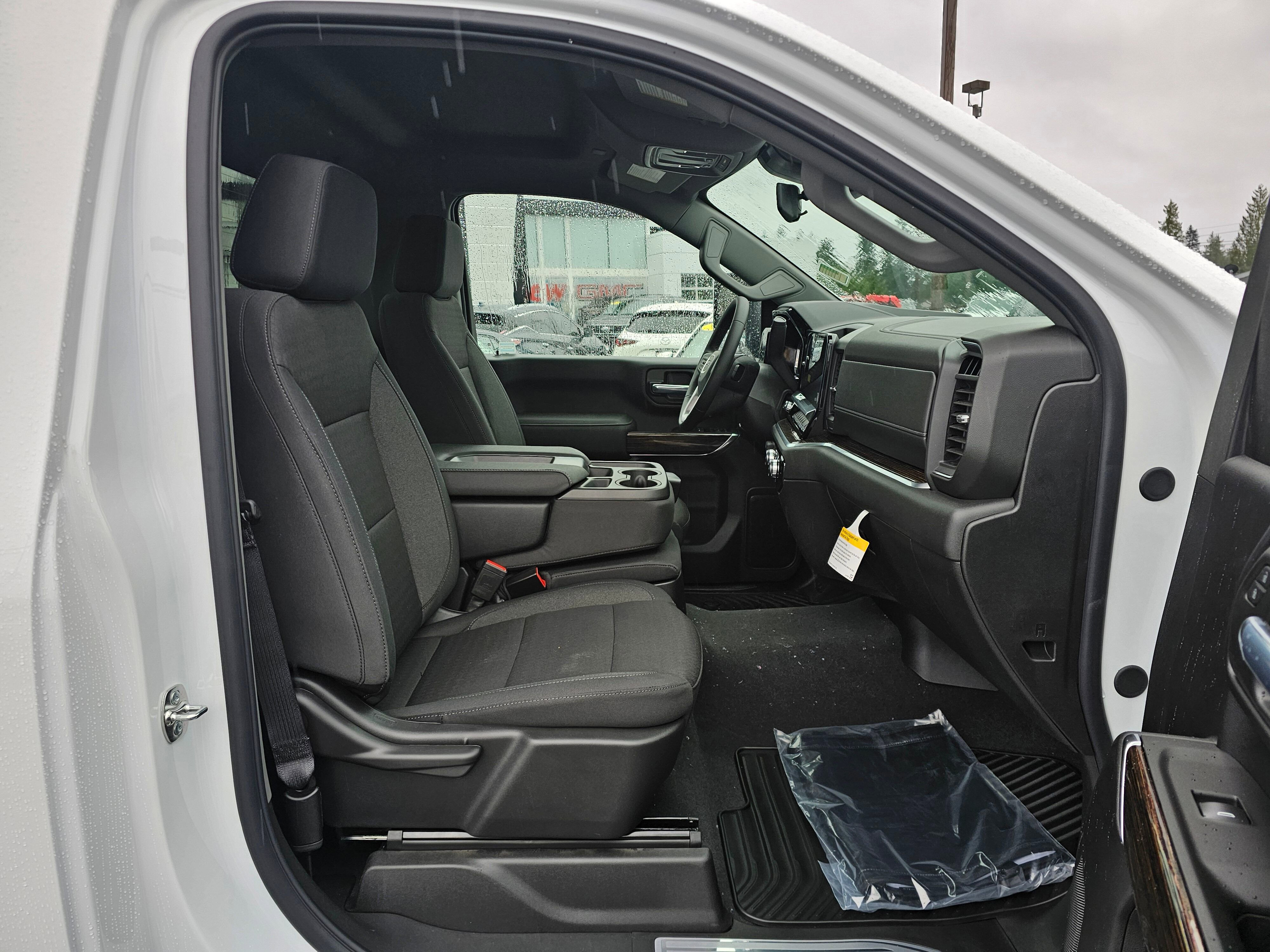 New 2026 GMC Sierra 3500 SLE w/ SLE Convenience Package image 11