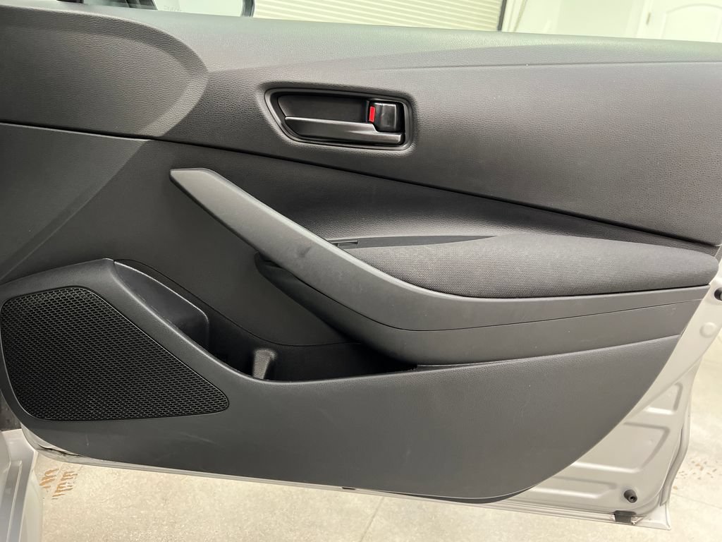 Used 2024 Toyota Corolla LE FWD image 28