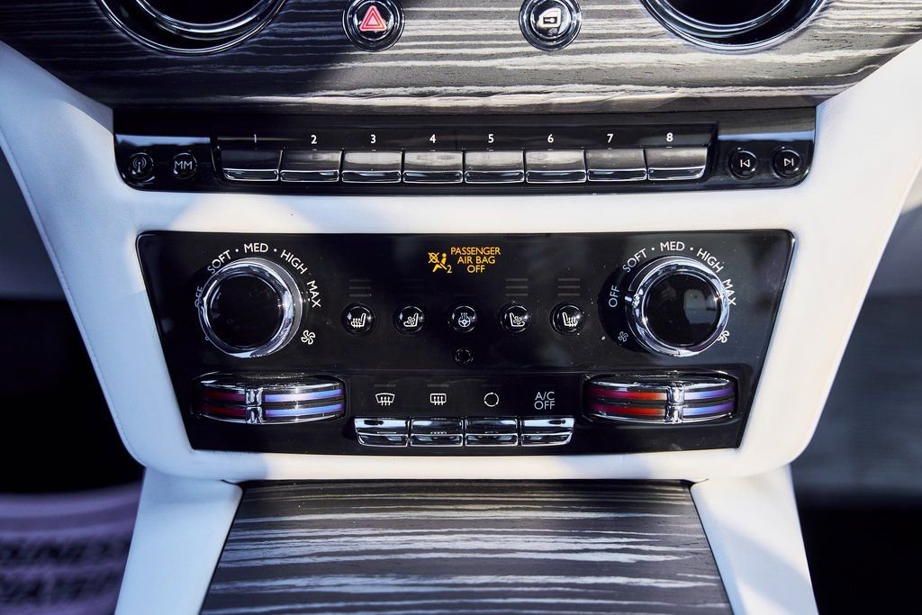 Used 2024 Rolls-Royce Spectre w/ Spectre Launch Package image 50