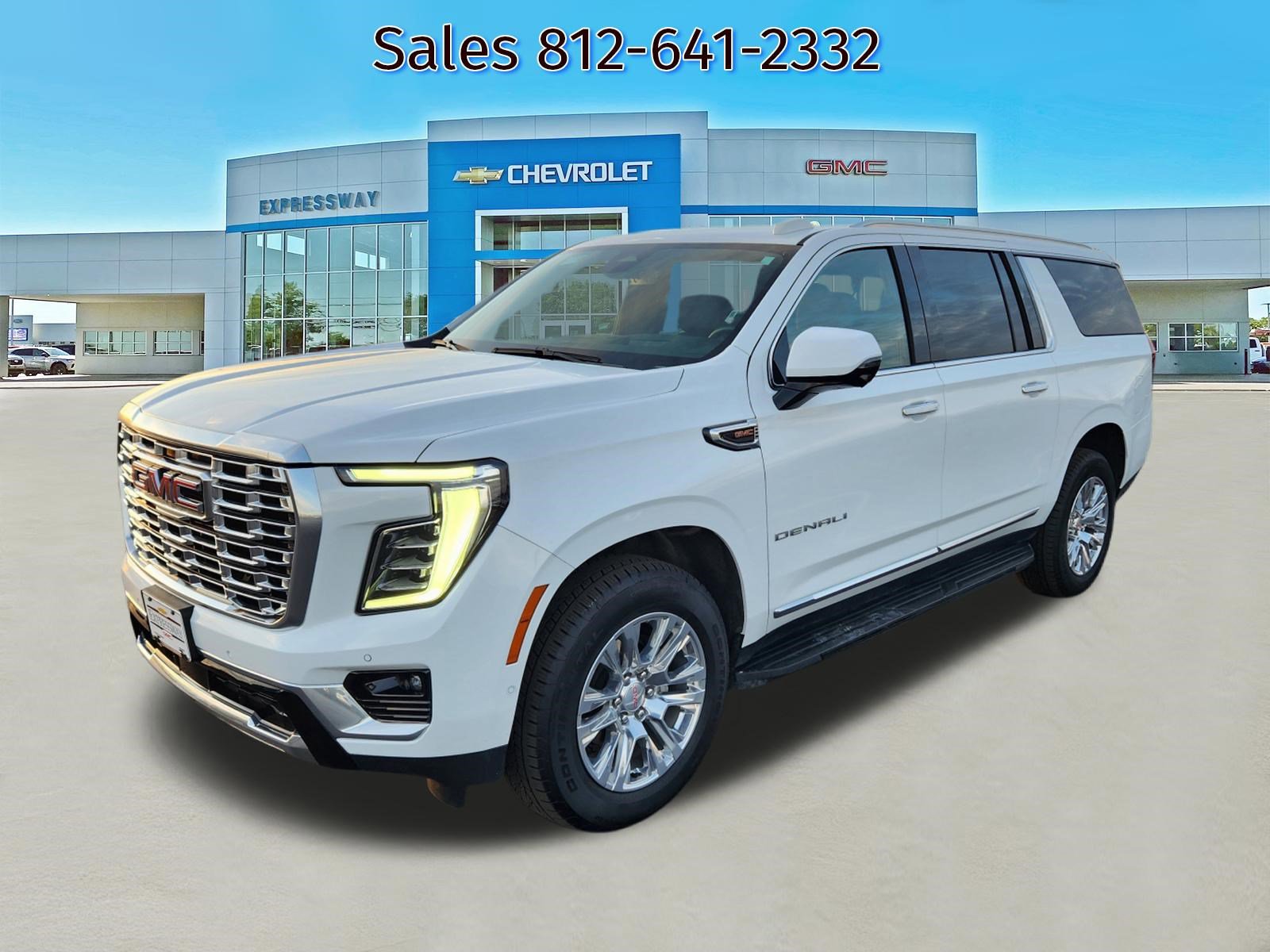 Used 2025 GMC Yukon XL Denali image 3