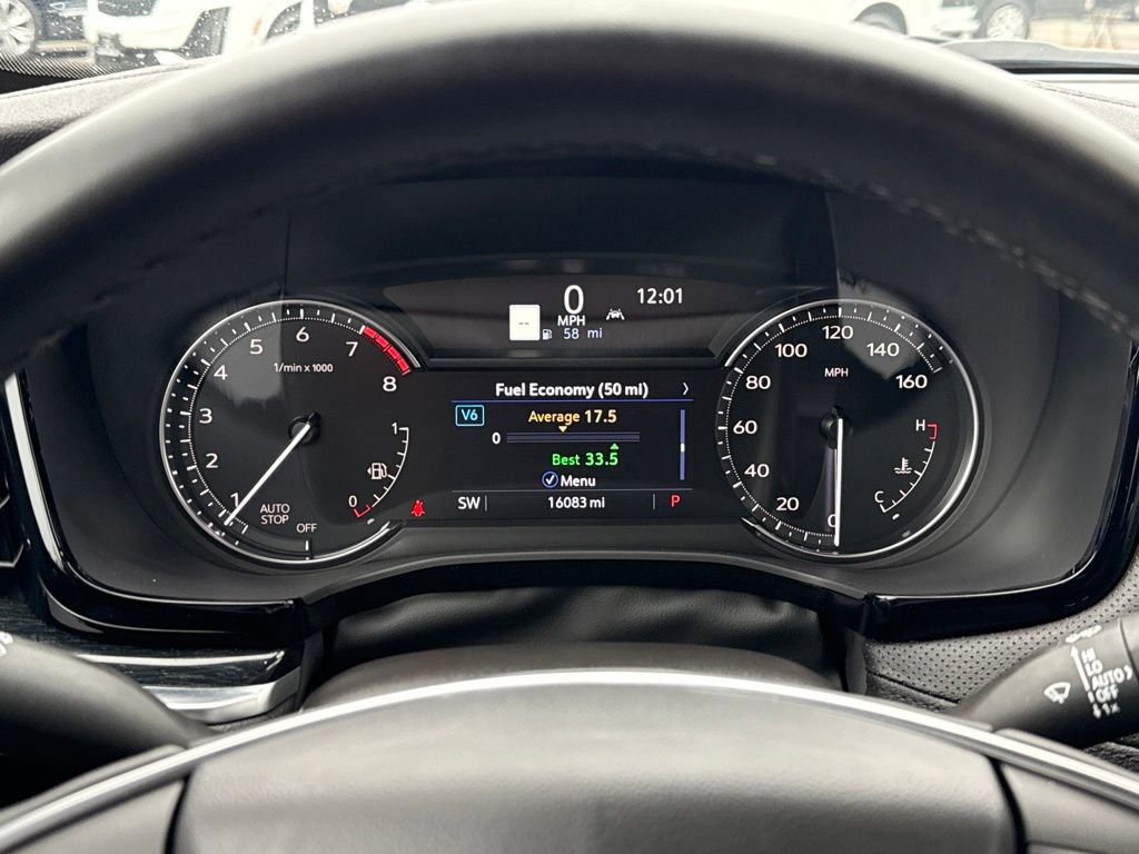 Used 2025 Cadillac XT5 Premium Luxury image 7