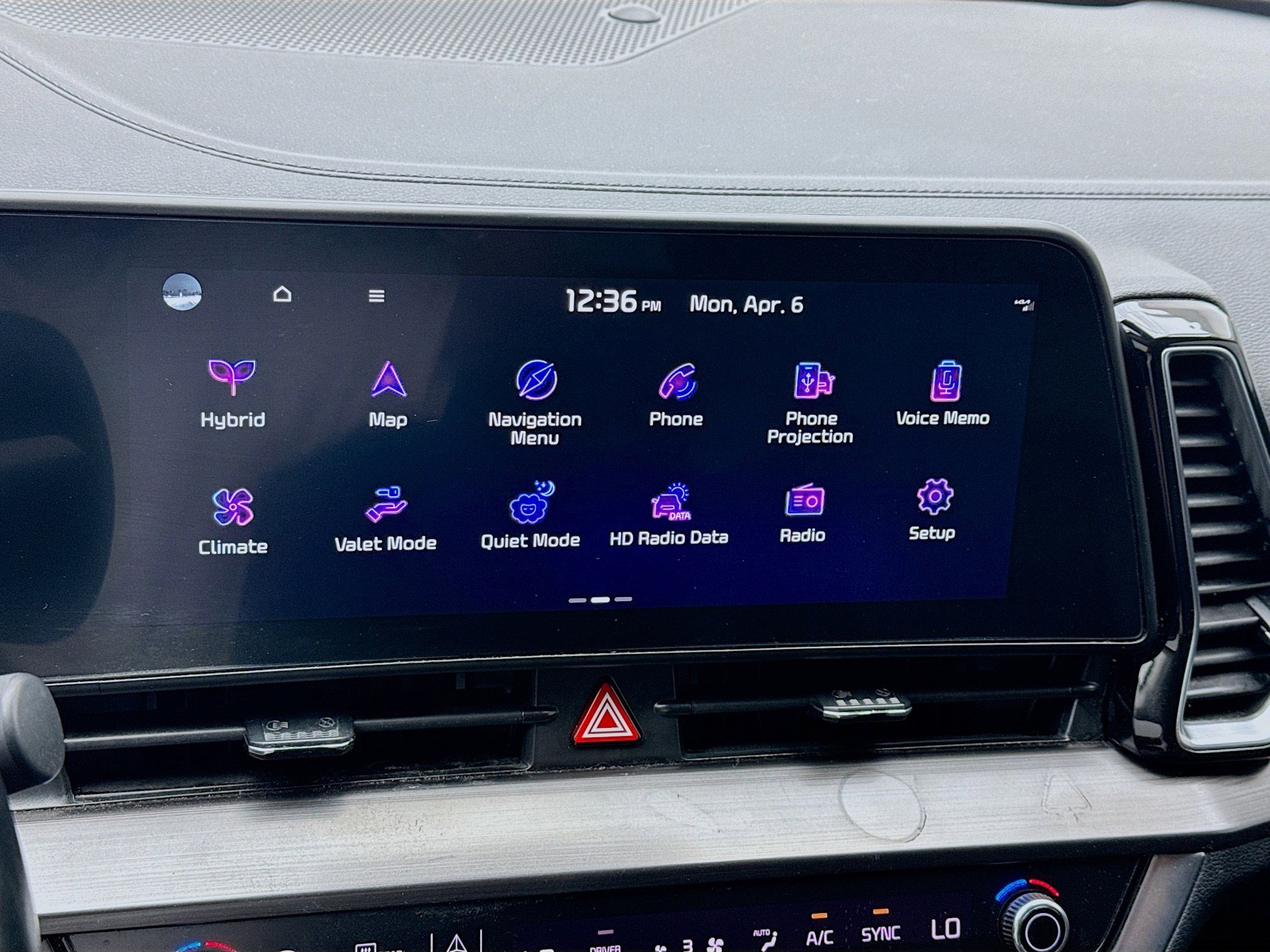 Used 2023 Kia Sportage EX image 11