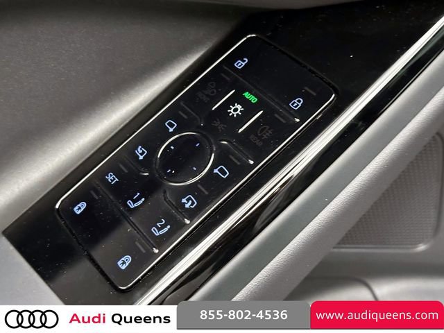Used 2025 Audi Q6 e-tron Premium w/ Convenience Package image 18