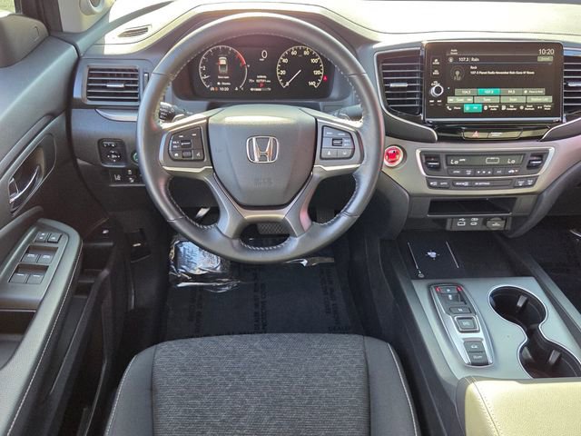 Used 2024 Honda Ridgeline Sport image 11