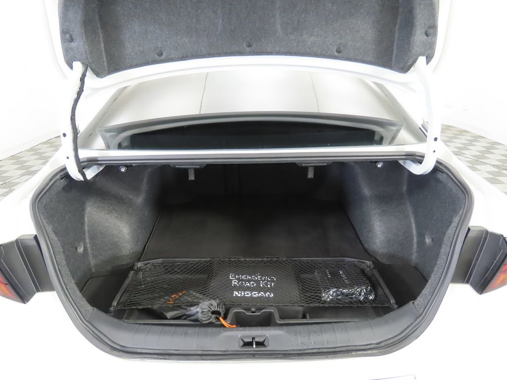 Used 2022 Nissan Altima 2.5 SR w/ Midnight Edition Package image 26